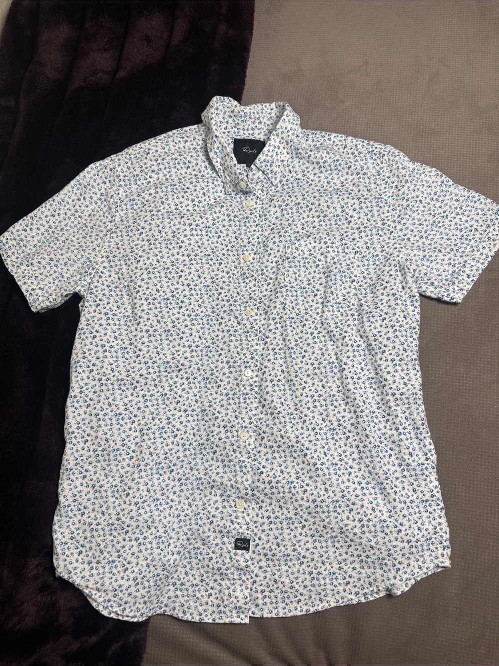 Rails Men's Linen Rayon Blend Short-Sleeve Button-Down Blue Floral Print Size L